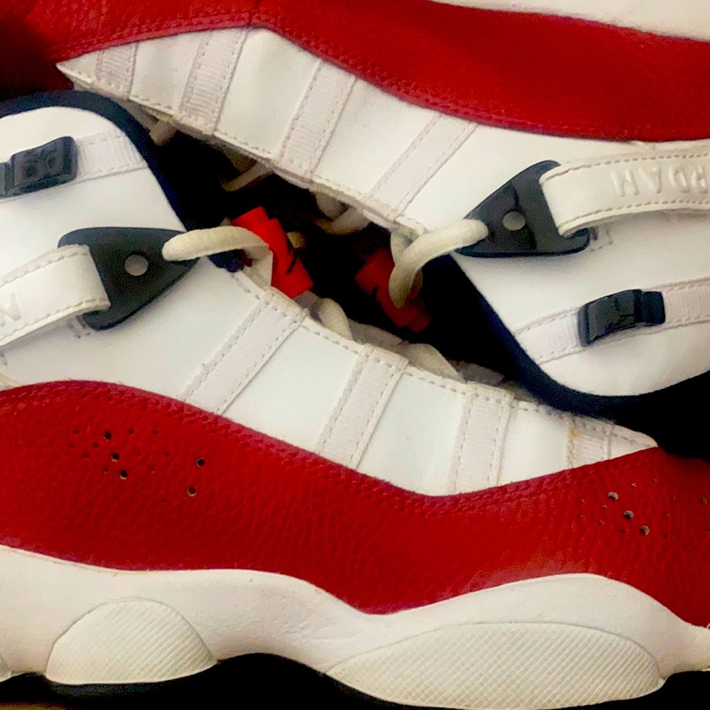 Jordan 6 rings in size 6 only worn a few times in the colors red